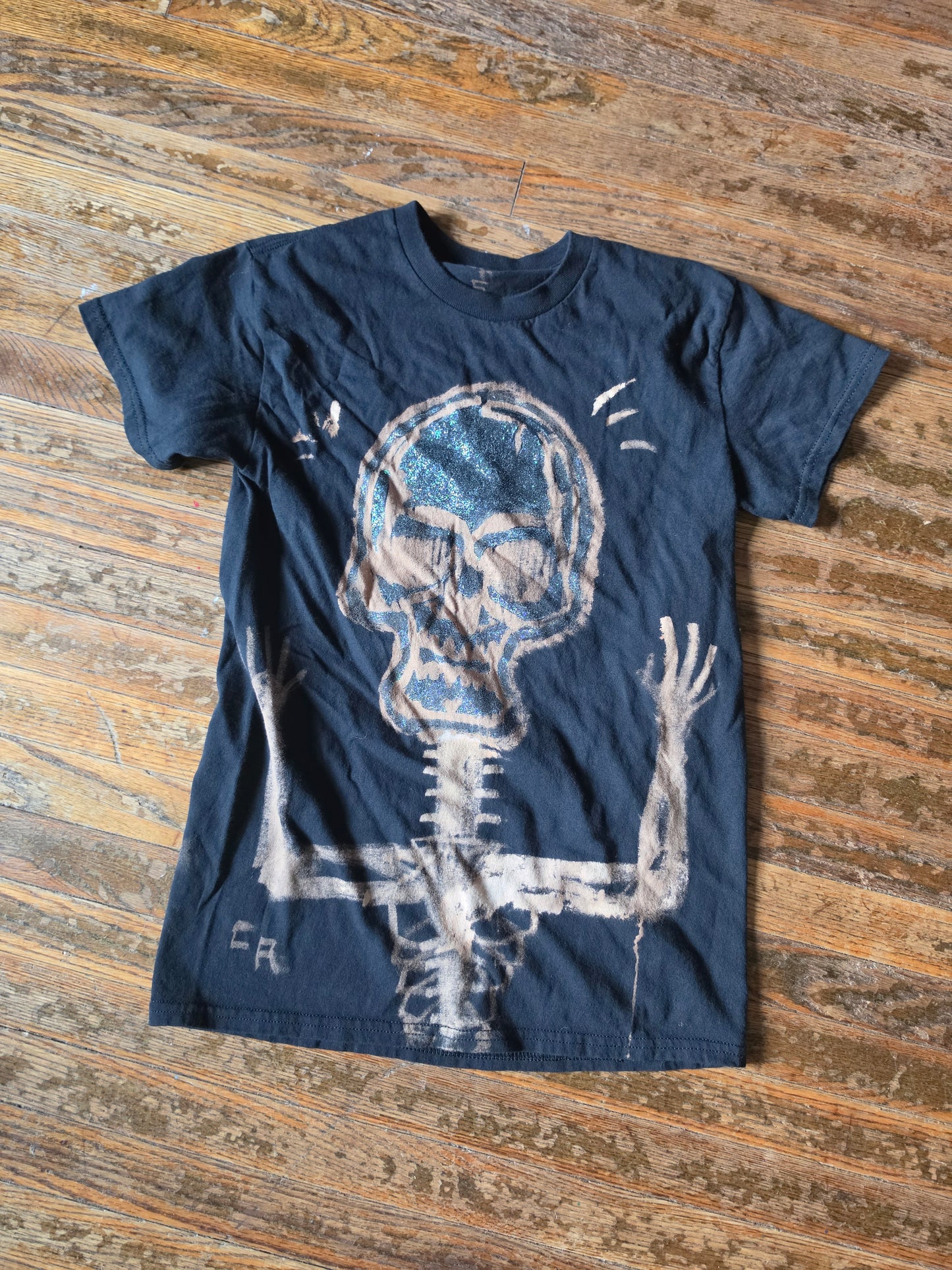 Playful Mori Alt Horror T-Shirt Small MM-S-04