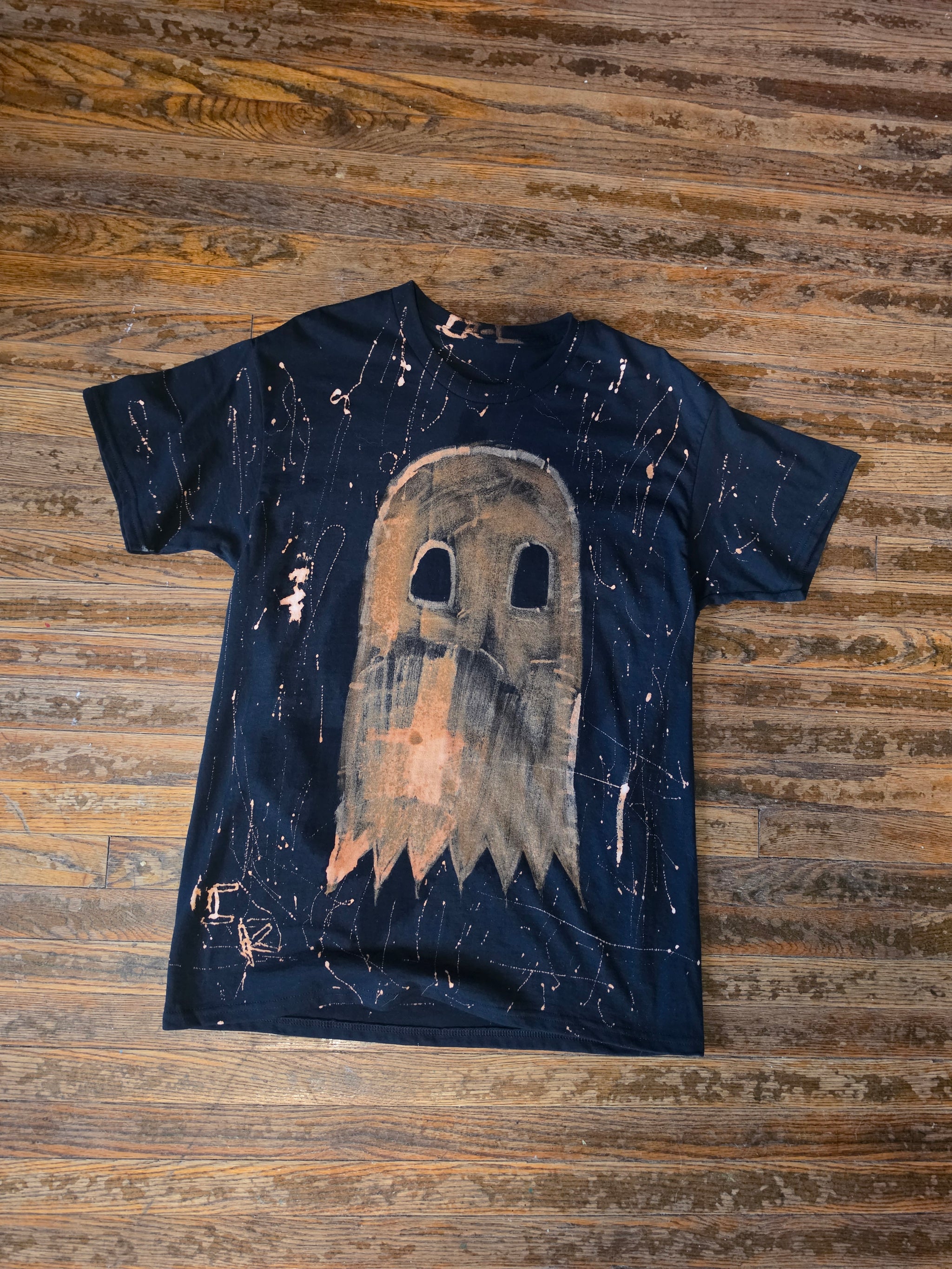 The Hollow Ghost Horror Bleached Shirt HLW-001-L