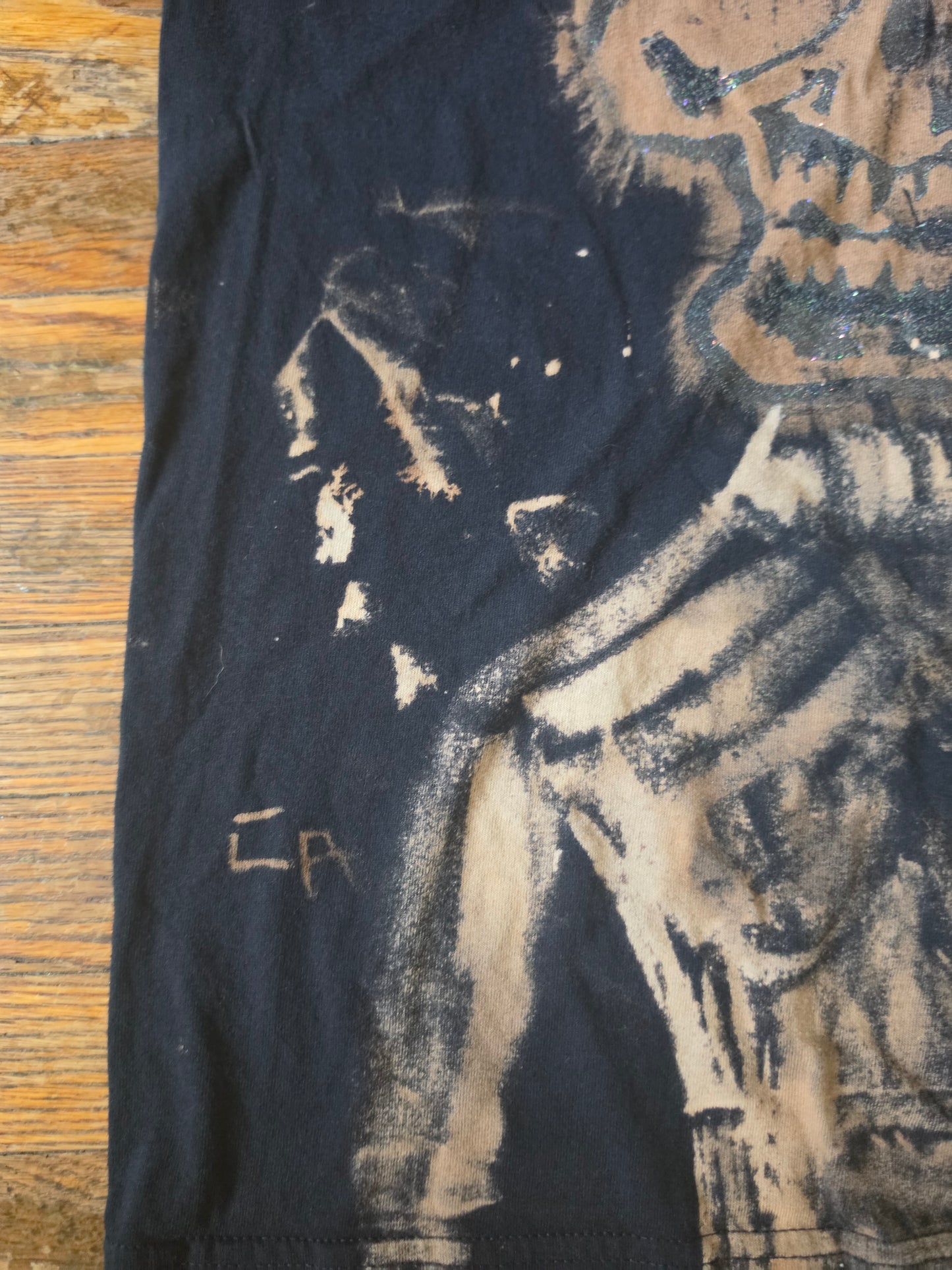 Mori the Wanderer Dark Alt T-Shirt Medium - MM-M-01