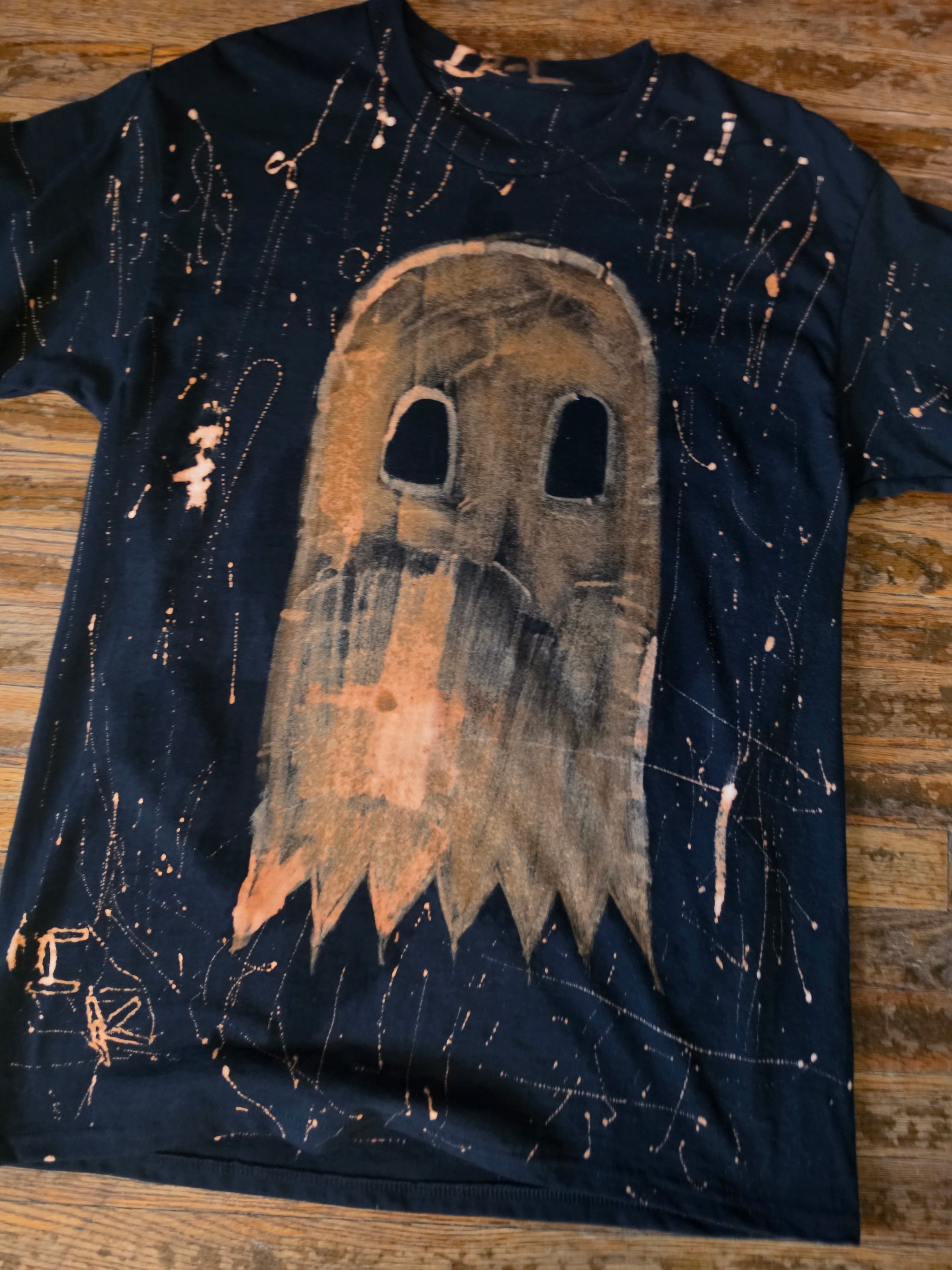The Hollow Ghost Horror Bleached Shirt HLW-001-L